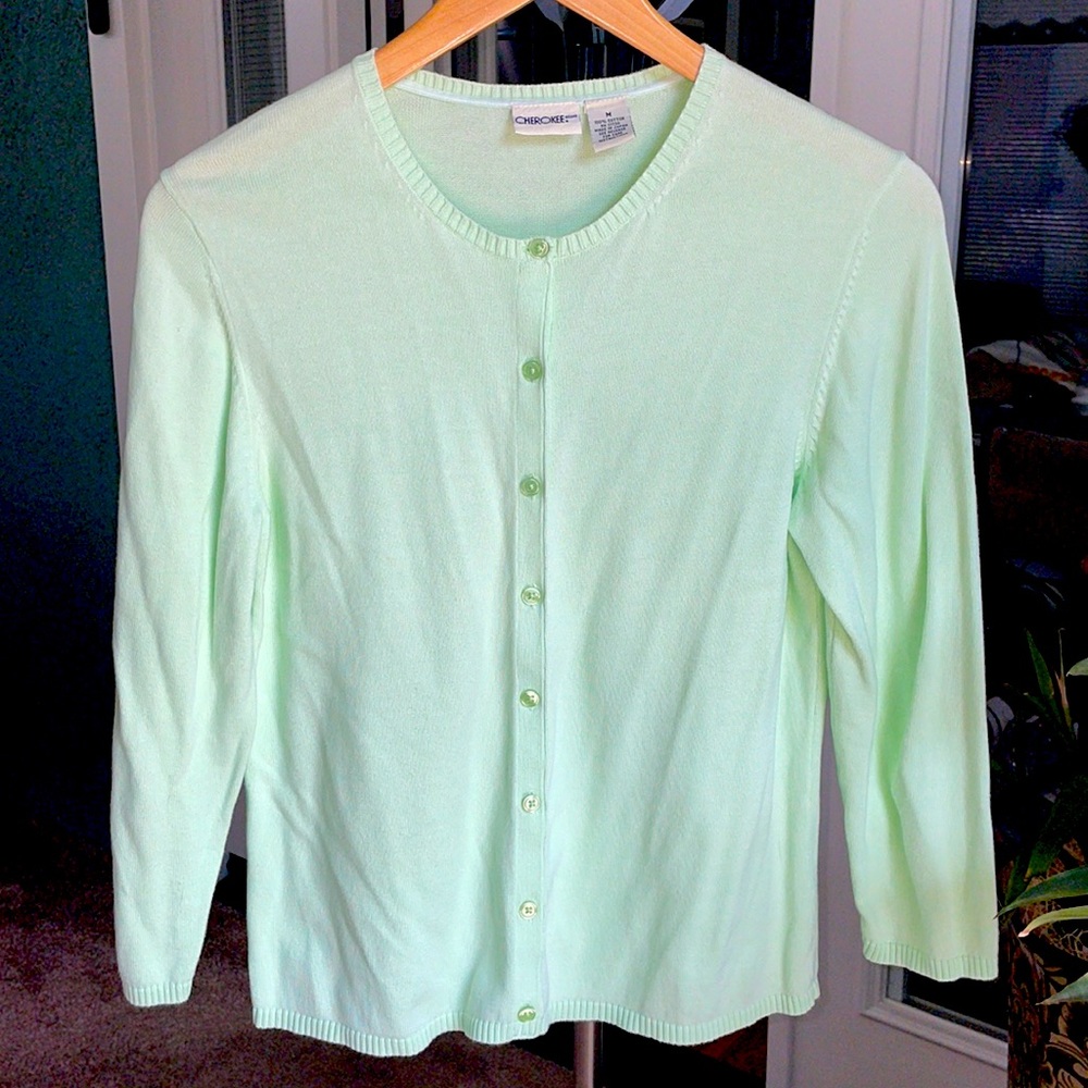 Classic Cherokee light green cardigan, Medium